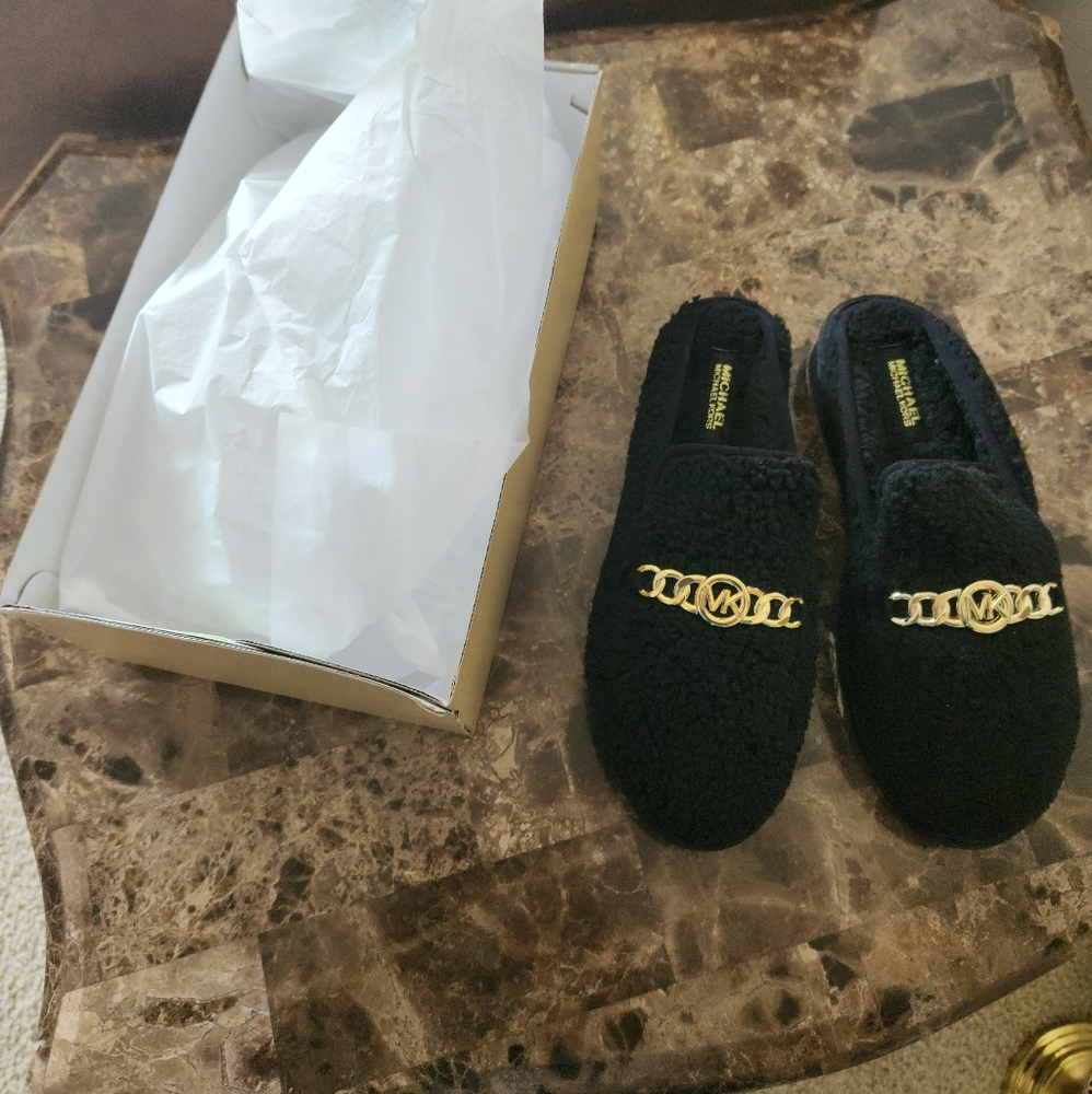 Michael Kors slippers